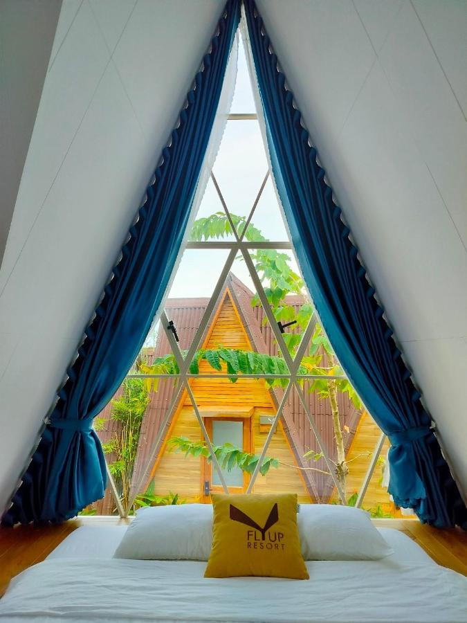Fly Up Resort Lai Son Bagian luar foto