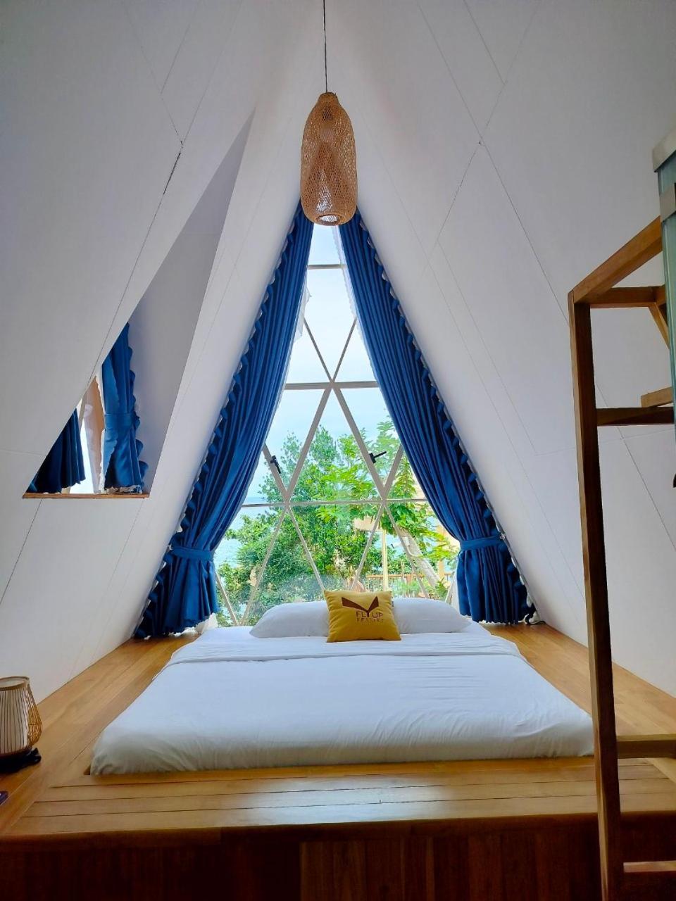 Fly Up Resort Lai Son Bagian luar foto